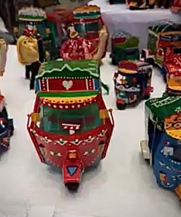 Tin Toy/ Rickshaw